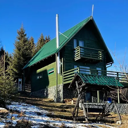 Green Cabin